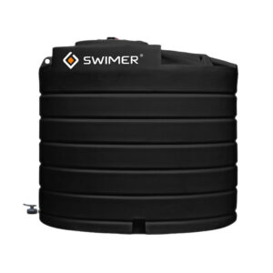 Zbiornik na deszczówkę Swimer Comfort-Line 3500l ustawiony na płaskim podłożu